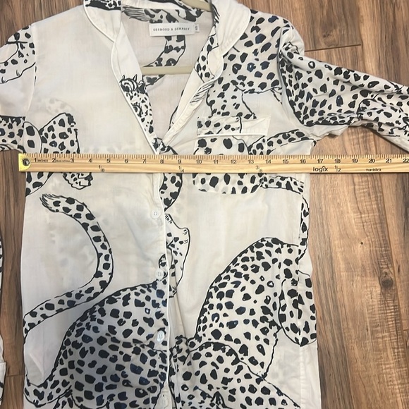 Desmond & Dempsey Jaguar Pajama Shirt | XS | 100% Cotton | Made in Portugal - Picture 3 of 4